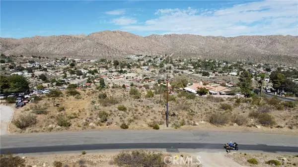 Yucca Valley, CA 92284,54610 Navajo