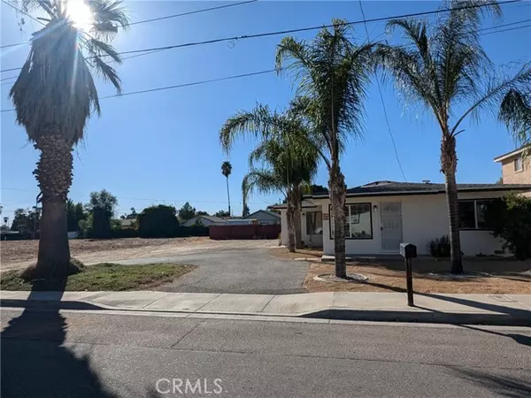 San Jacinto, CA 92583,648 S Pico Avenue