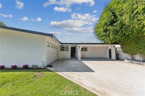 1118 Mabury Street, Santa Ana, CA 92701