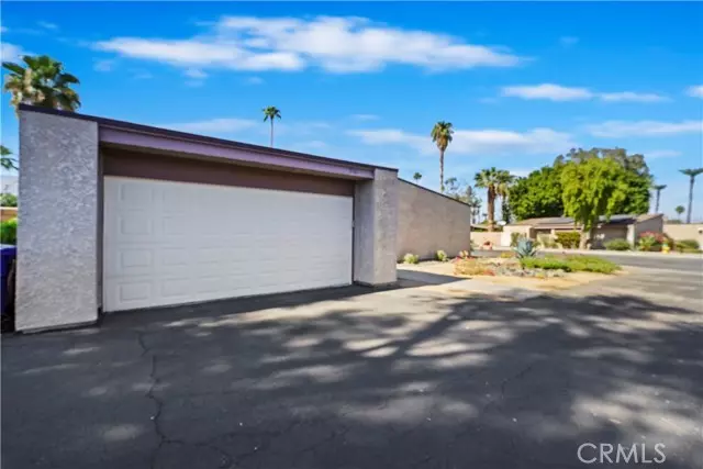 Palm Desert, CA 92260,74111 Catalina Way