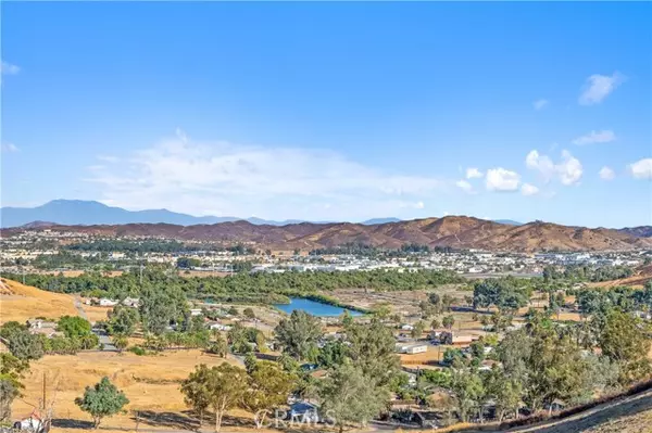 Lake Elsinore, CA 92530,29492 Nichols Street