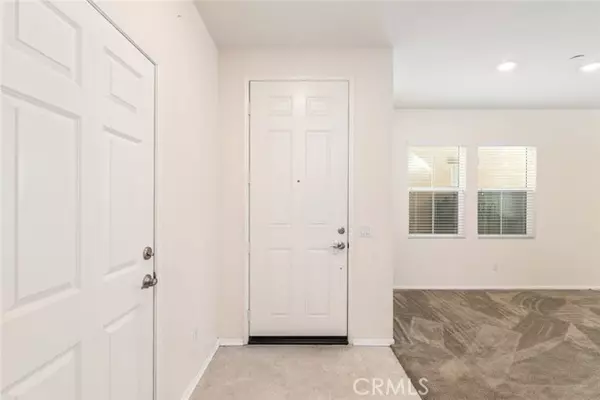 Murrieta, CA 92562,41963 Pedraza Street #3