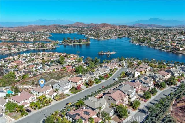 51 Volta Del Tintori Street, Lake Elsinore, CA 92532