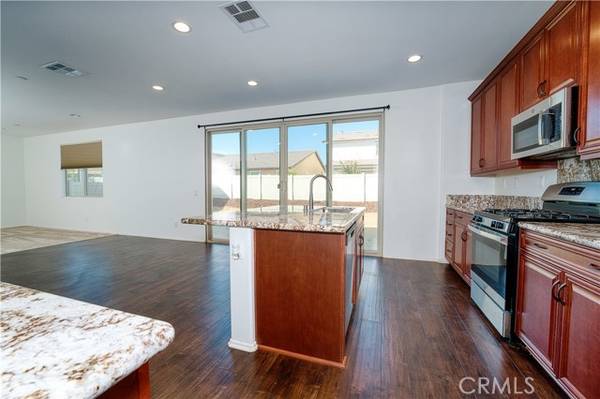 Perris, CA 92570,3408 Spring Wheat Street