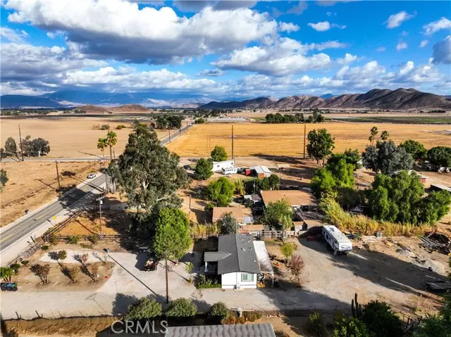 33445 Simpson Road, Winchester, CA 92596