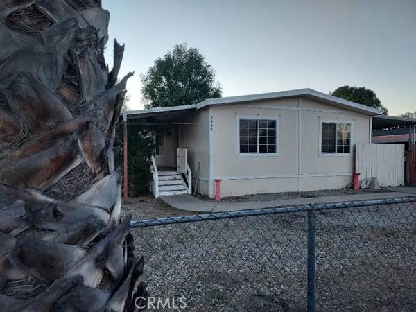 2966 Lake View Drive, Perris, CA 92571