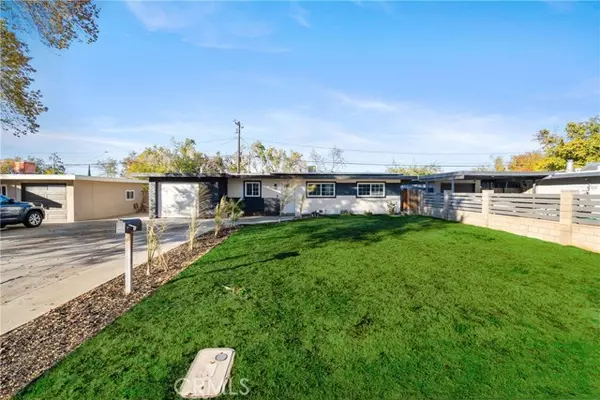 1109 W Avenue J12, Lancaster, CA 93534