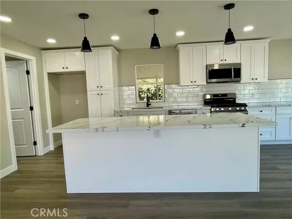 Temecula, CA 92591,31130 S General Kearny #28