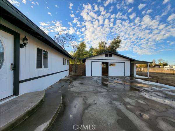 17207 Voorhes Lane, Ramona, CA 92065