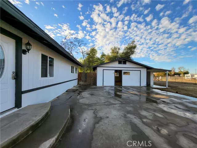 17207 Voorhes Lane, Ramona, CA 92065