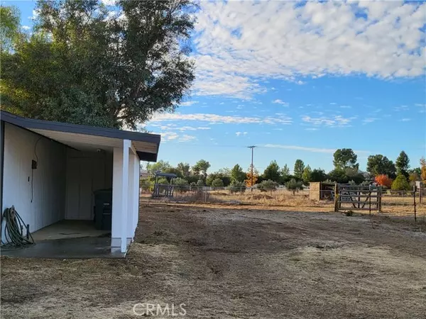 Ramona, CA 92065,17207 Voorhes Lane