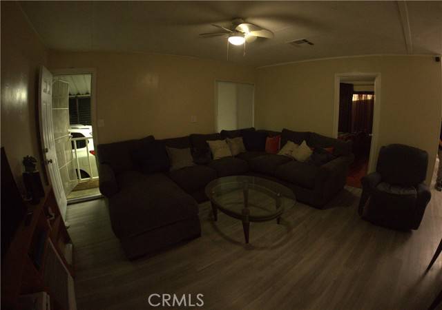 Hemet, CA 92543,1097 N State #151