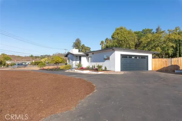 Escondido, CA 92029,1060 Hamilton Lane