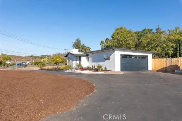 Escondido, CA 92029,1060 Hamilton Lane