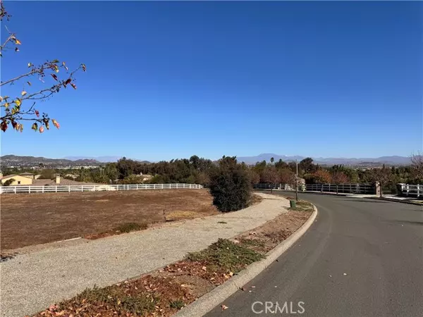 42782 Calle Ortega, Murrieta, CA 92562