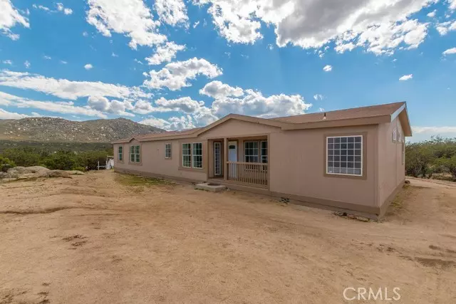 Aguanga, CA 92536,51920 Tule Peak Road