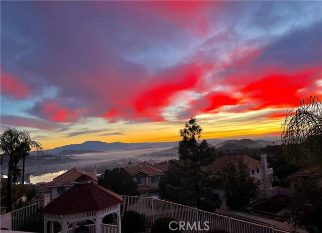 33 Corte Palazzo, Lake Elsinore, CA 92532