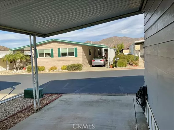 Yucaipa, CA 92399,35218 Fir #16