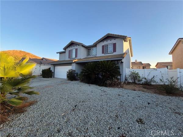 1011 Huntington Way, Perris, CA 92571