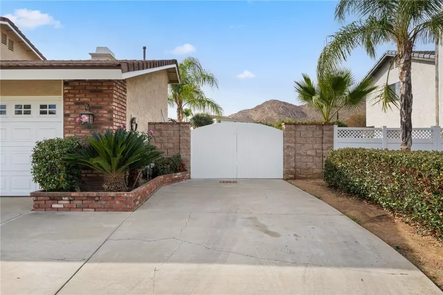 11241 Pioneer Ridge Road, Moreno Valley, CA 92557