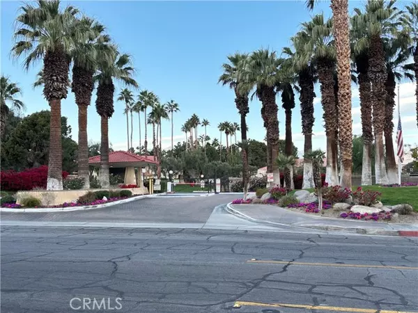 Palm Springs, CA 92262,2810 N Arcadia Court #211