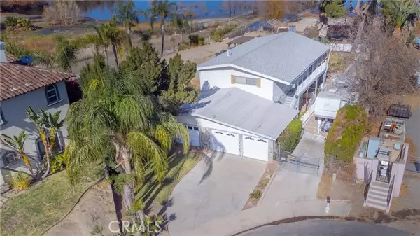 15716 Grand Avenue, Lake Elsinore, CA 92530