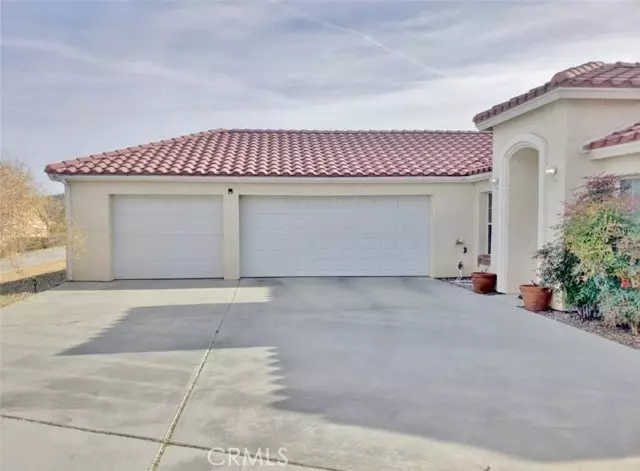 57275 Jarana Court, Yucca Valley, CA 92284