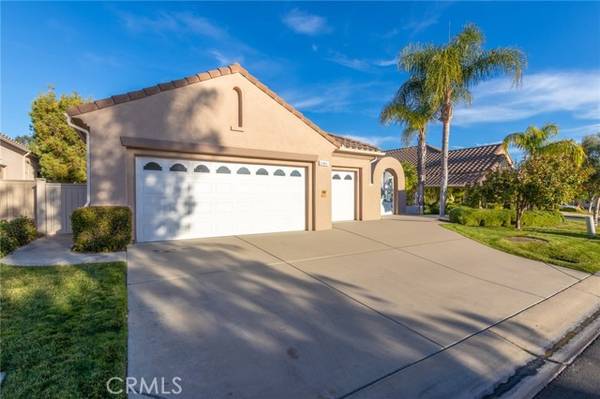 23806 Via Compadres, Murrieta, CA 92562