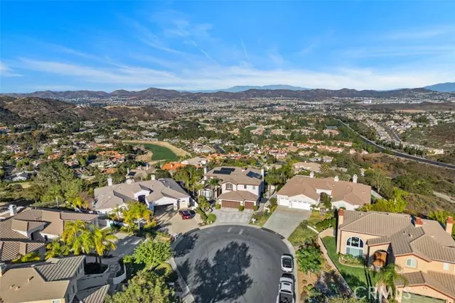 Murrieta, CA 92562,37964 Pinnacle Court