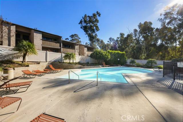 San Diego, CA 92131,10343 Caminito Aralia #64