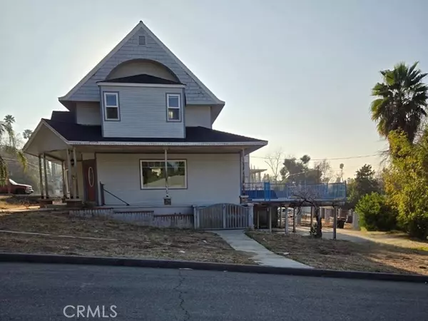 Redlands, CA 92373,261 E Crescent Avenue