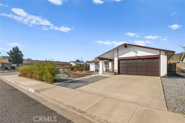 27931 Lexington Court, Menifee, CA 92586