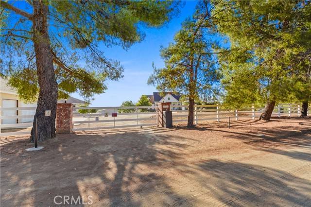 35389 Lynch Lane, Hemet, CA 92544