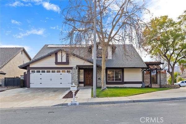 3385 Apple Blossom Lane, Lake Elsinore, CA 92530