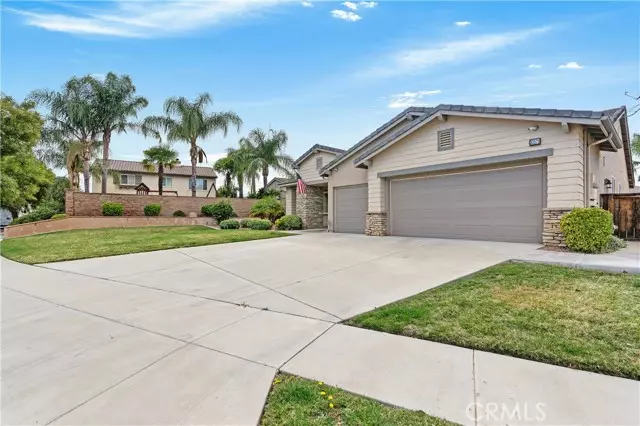 33571 Honeysuckle Lane, Murrieta, CA 92563