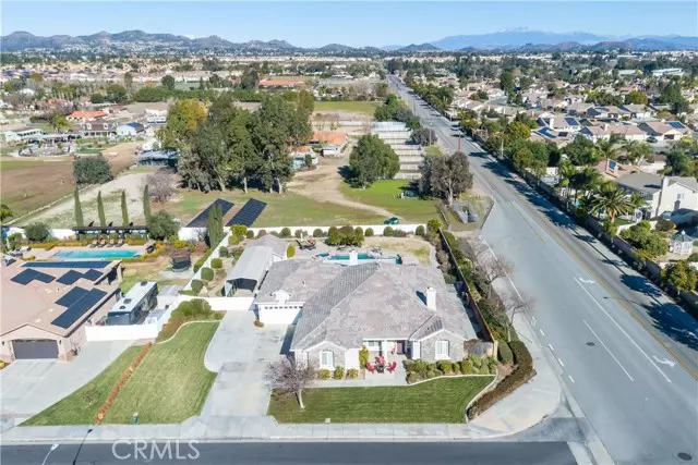 24294 Luna Brilla Lane, Murrieta, CA 92562