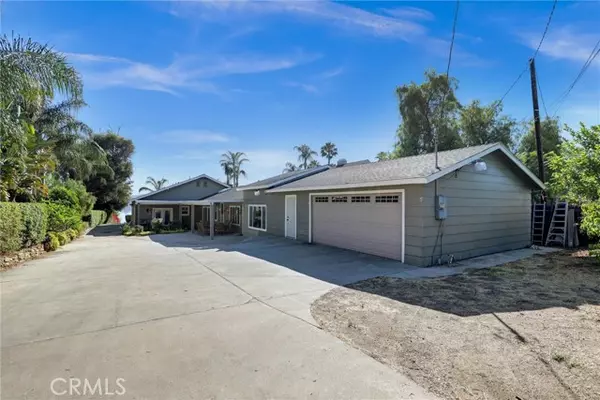 Lake Elsinore, CA 92530,17572 Grand Avenue