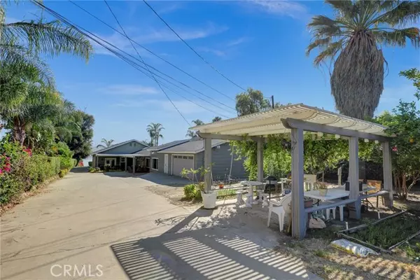 Lake Elsinore, CA 92530,17572 Grand Avenue