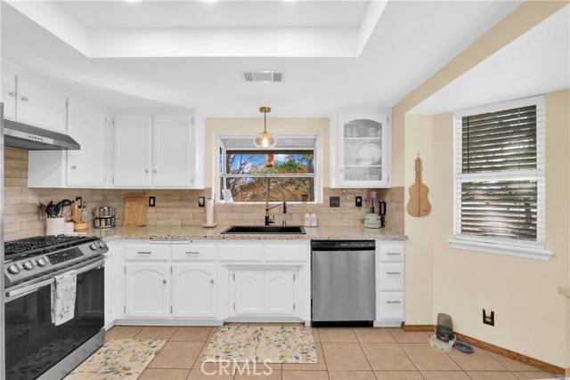 Helendale, CA 92342,26801 Red Coach Lane