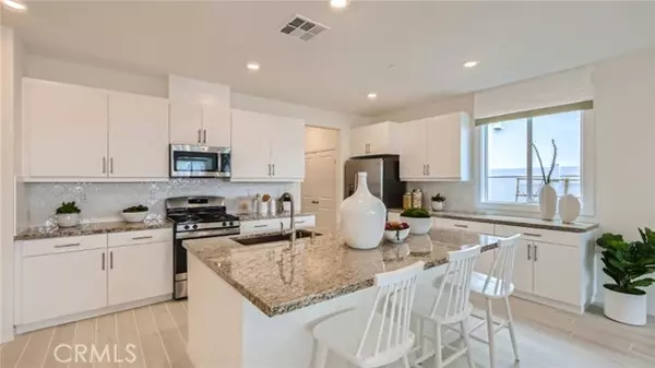 30032 Pomo Canyon Court, Menifee, CA 92585