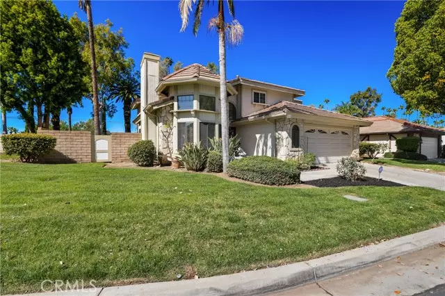 2682 Hampton Way, Riverside, CA 92506