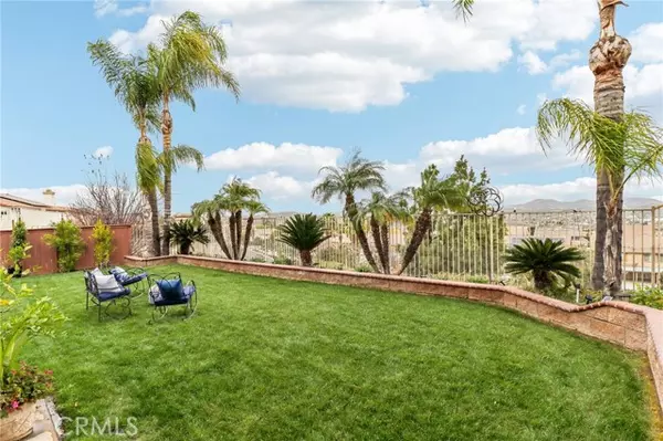 25 Vista Toscana, Lake Elsinore, CA 92532