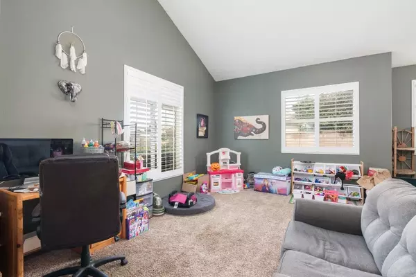 Winchester, CA 92596,26816 Calico Court