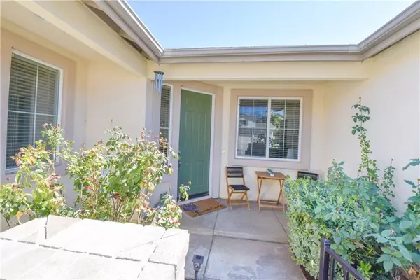 31282 Gardenside Lane, Menifee, CA 92584