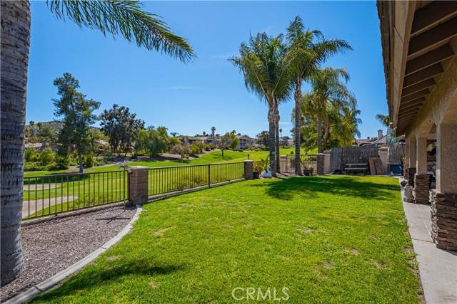 23295 Continental Drive, Canyon Lake, CA 92587