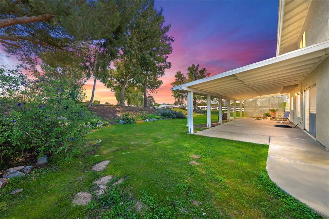 28869 Broken Arrow Circle, Menifee, CA 92584