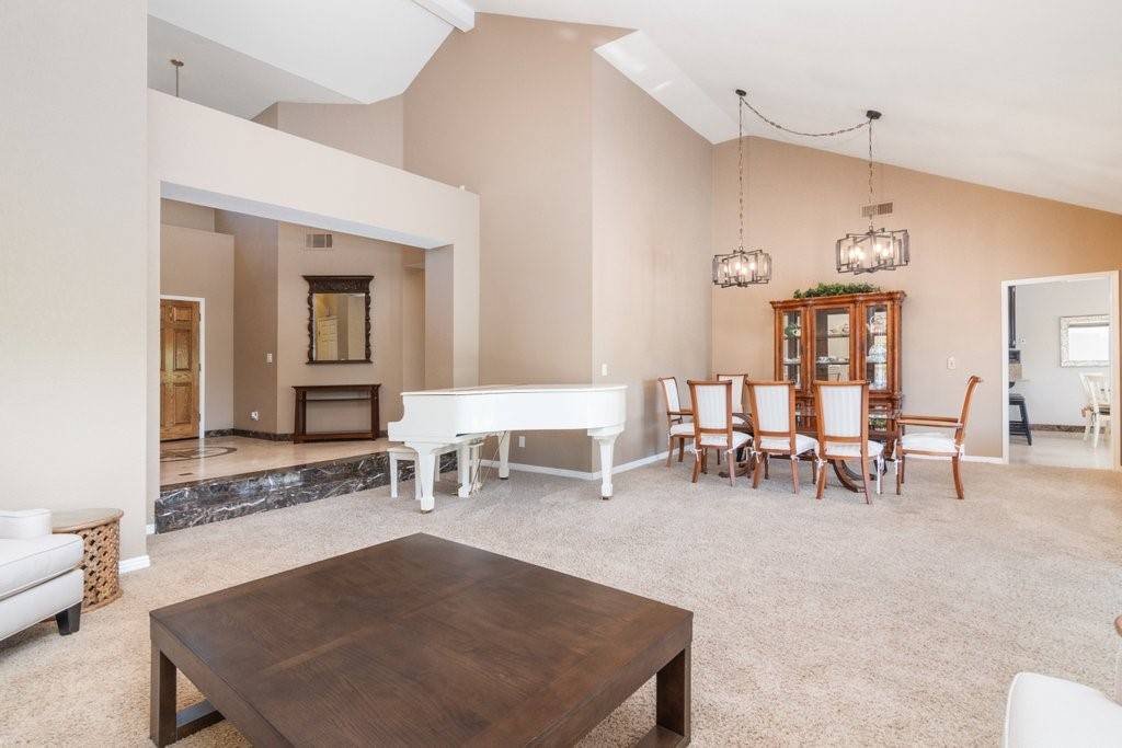 Lake Elsinore, CA 92530,30640 Rockridge Road
