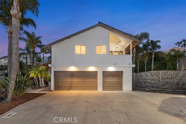 8972 La Cintura Court, San Diego, CA 92129