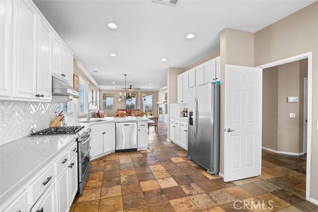 Wildomar, CA 92595,33908 Applecart Court