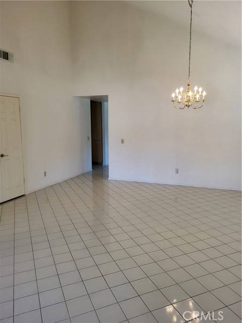 Murrieta, CA 92562,40132 ZAMURA Court